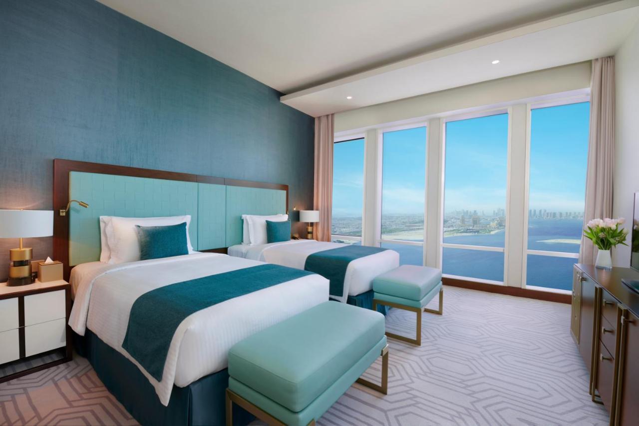 Wyndham Grand Doha West Bay Beach Buitenkant foto Deluxe Room