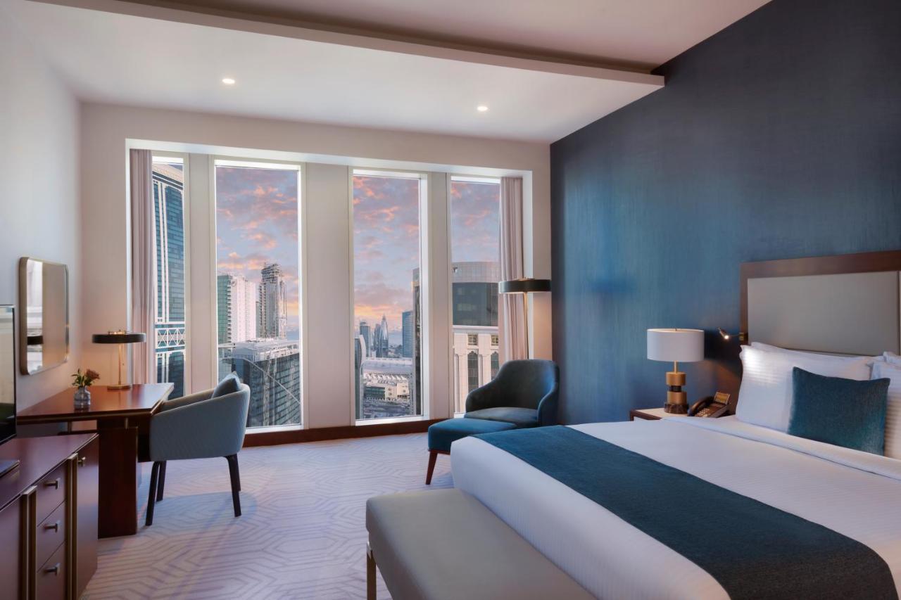 Wyndham Grand Doha West Bay Beach Buitenkant foto Deluxe Room