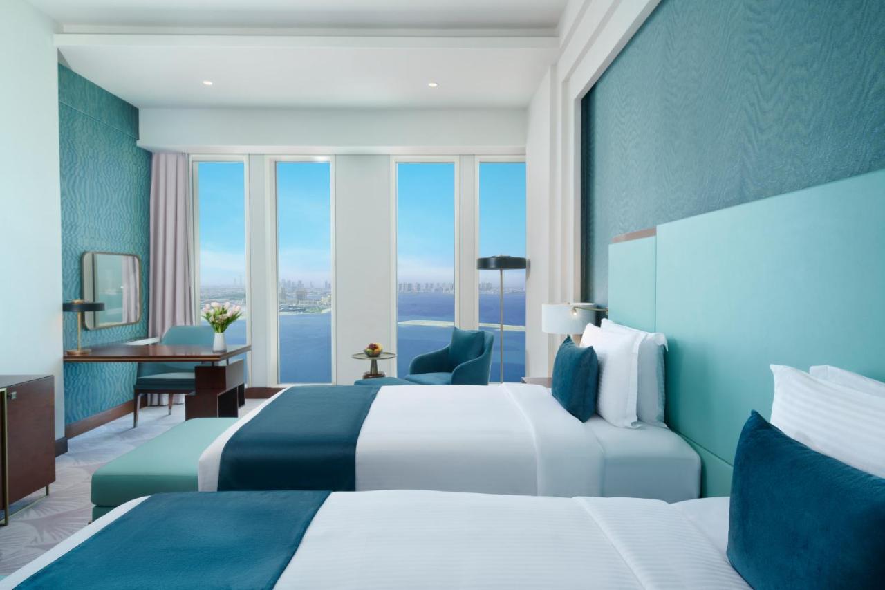 Wyndham Grand Doha West Bay Beach Buitenkant foto Deluxe Room