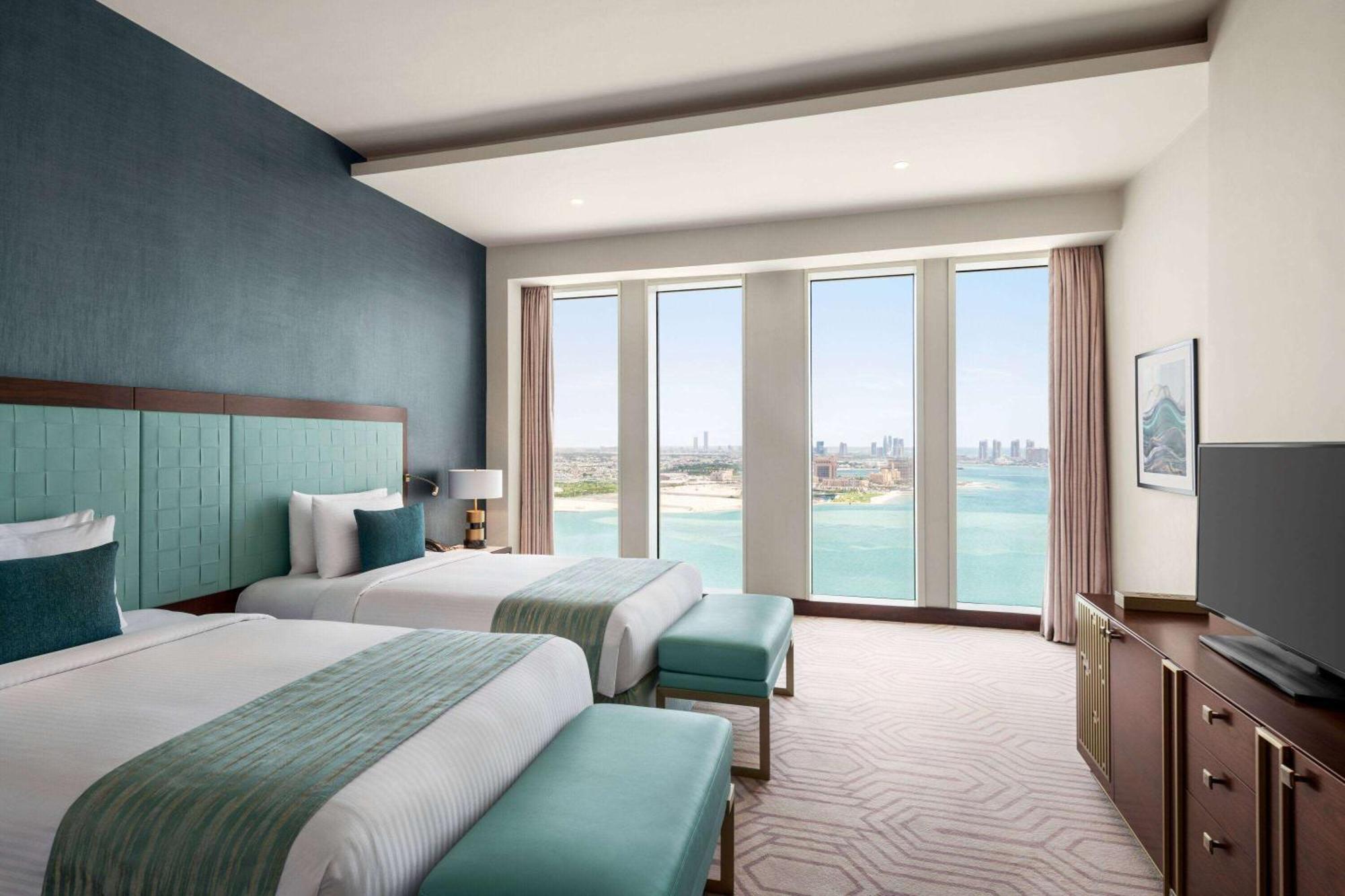 Wyndham Grand Doha West Bay Beach Buitenkant foto Deluxe Room